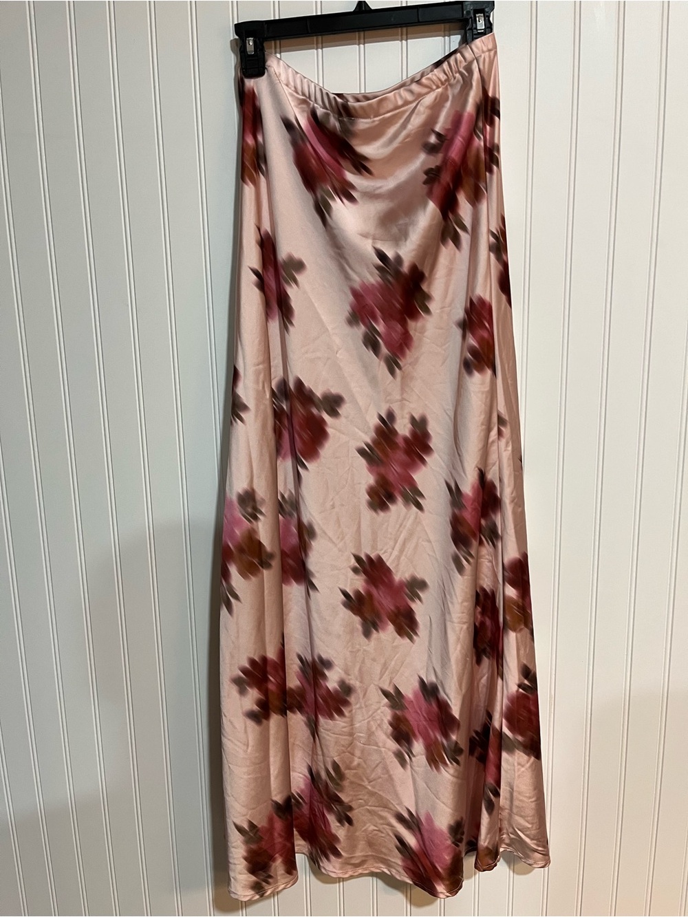 WeWoreWhat Pink Floral Satin Maxi Dress - Picture 6 of 6